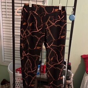 New Directions Black Leggings with Chain Design